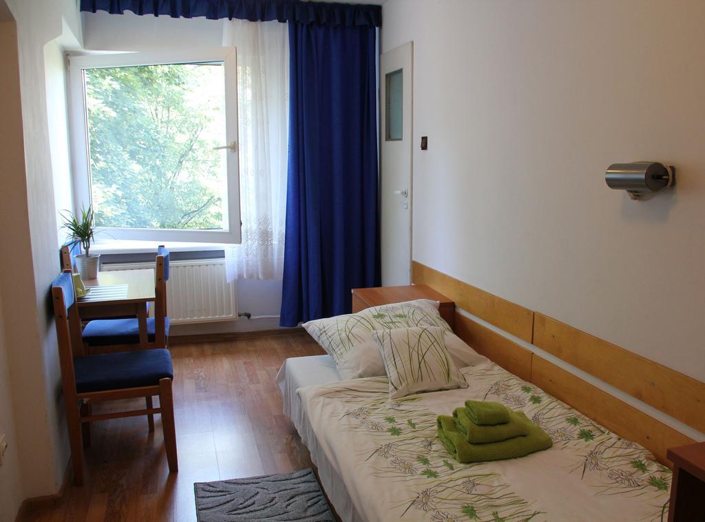 Hotel Mistia クラクフ 部屋 写真